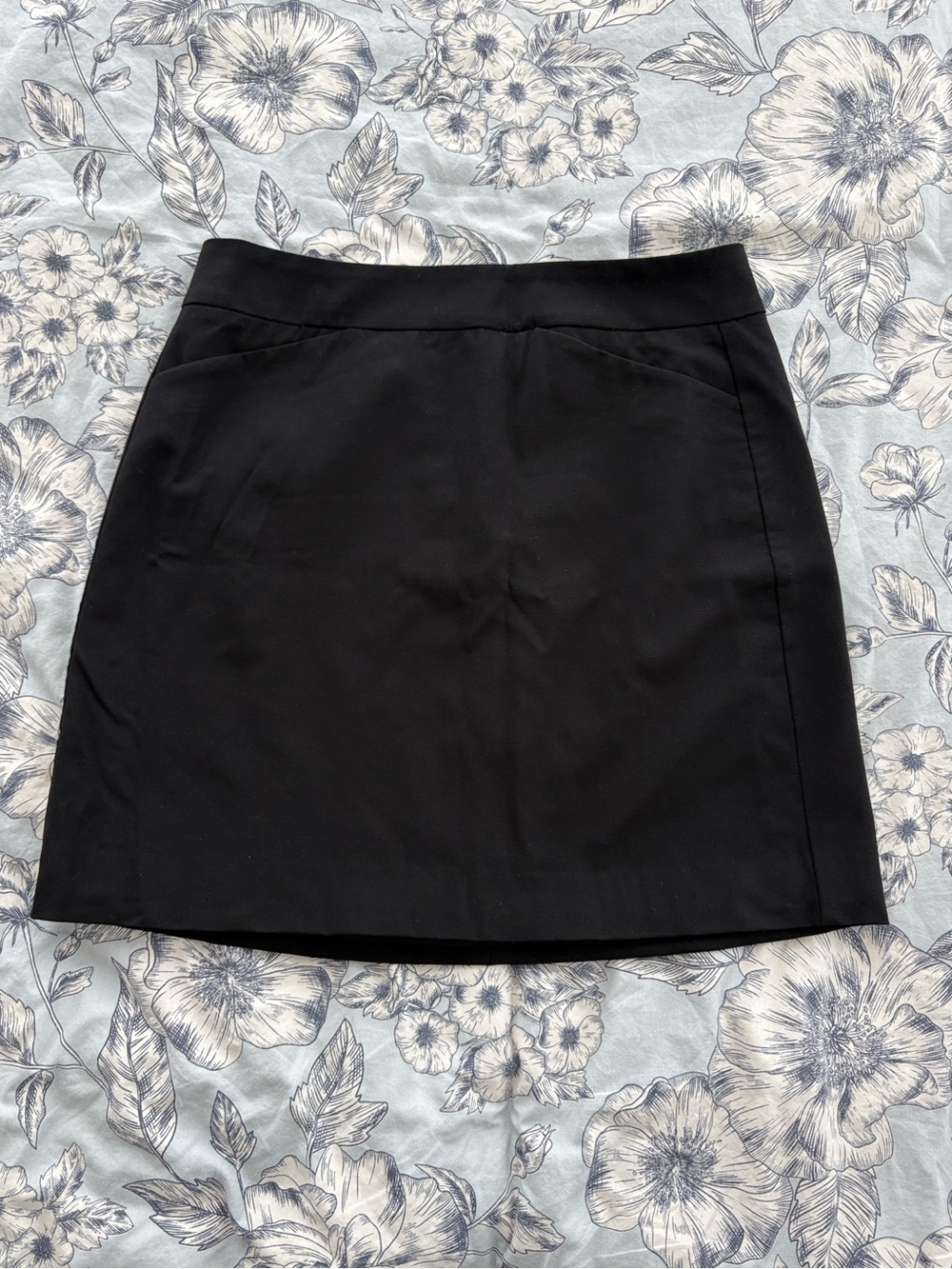 Vintage Aritzia Babaton A-Line Skirt